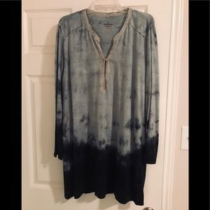 Pete & Greta by Johnny Was tie dye tunic.